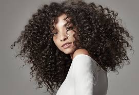This short haircut for fine hair has a few elements that make hair appear thicker. 9 Beautiful U Shaped Haircuts For Short Medium And Long Hair I Fashion Styles
