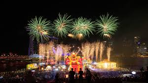 This year, you can expect to see whole new exhibitions, more dazzling lanterns and. River Hongbao Event Go Where When