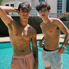 These pictures of this page are about:bryce hall's mom. Tiktok Stars Bryce Hall And Jaden Hossler Arrested For Drug Offenses During Road Trip
