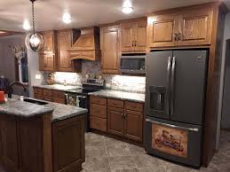 Top keywords % of search traffic. Kitchen Gallery Distinctive Cabinets
