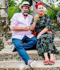 Escape to the chateau / tvseason Escape To The Chateau Stars Dick Strawbridge And Wife Angel Deny Claims They Bullied Staff Todayuknews