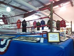 It also hosts college basketball, tennis, boxing, wrestling and many other world class sporting events. The Ring From Madison Square Garden Picture Of International Boxing Hall Of Fame Canastota Tripadvisor