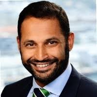 Glen Dsouza's Instagram, Twitter & Facebook