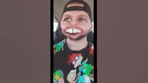 Dustin Simms's Instagram, Twitter & Facebook