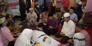 Karena seperti yang kita ketahui, setiap. Ucapan Belasungkawa Serta Doa Untuk Keluarga Saudara Dan Kerabat Orang Yang Meninggal