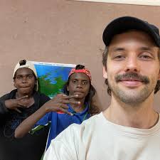 Travalley (@travalleymusic) • Instagram photos and videos