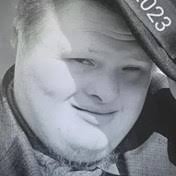 Howie Family Obituaries