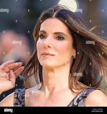 Sandra london hi-res stock photography and images