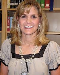 Emily Brister's Instagram, Twitter & Facebook