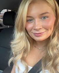 This is for all of ye who are missing a loved one this Christmas 💔✨'One of  a Kind' is an original song I released last year, capturing the heartache  and bittersweet memories