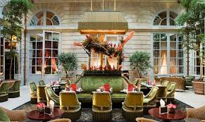 Decouvrez Le Grand Hotel De Bordeaux Dans Notre Selection D Hotels 5 Etoiles Hotel Bordeaux Luxe Tourisme France Grand Hotel Bordeaux Jardin D Hiver Hotel