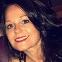 Bernadette Ries's Instagram, Twitter & Facebook