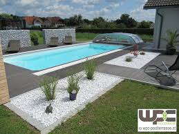 Wpc Bilder Referenzen Terrassendielen Wpc Terrasse Bilder Wpc Poolterrasse Adorjan Terrassendielen Bpc Wpc Die In 2020 Terrassendielen Pool Terrasse Gartengestaltung