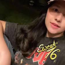 Unbelievable!!! She's 16!!! What????? Happy Birthday baby girl! Make it a  fabulous day!!! Oh and don't do anything stupid! Lol Love mom!