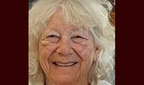 Leona Mark's Instagram, Twitter & Facebook