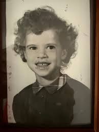 Classmate or schoolmate. Who???