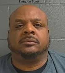 Sheriff's office logs14 weekend arrests