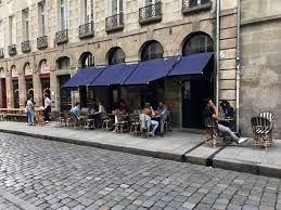 Ce sont les mêmes règles et les mêmes dérogations qui s'appliquent. Bretagne Des Elus Demandent La Fin Du Couvre Feu A 18h Le Petit Bleu