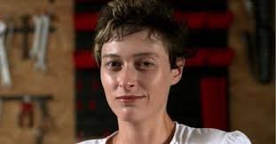 Chłopaki do wzięcia”. Karina ma ciało jak marzenie! Najnowsze zdjęcia  siostry Stefana rozpalają zmysły fanów do czerwoności!