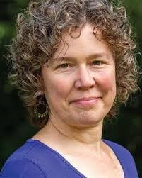 Karen Kosinski's Instagram, Twitter & Facebook