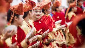 Maybe you would like to learn more about one of these? Seni Daerah Murni Adalah Bentuk Seni Yang Memperhitungkan Seni Rupa Dan Sejarah