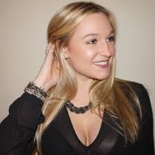 Aline Bellard's Instagram, Twitter & Facebook