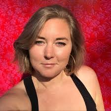 Elise Keating's Instagram, Twitter & Facebook