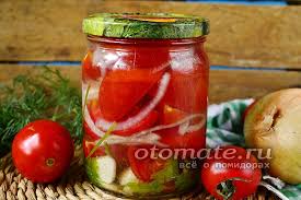 помидоры дольками с луком и маслом на зиму пальчики оближешь Tomatnye Dolki S Lukom V Masle Bez Sterilizacii Recept Pomidory Recepty Marinovannye Pomidory
