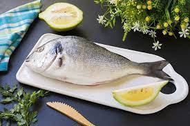Oggi Spieghero Come Pulire Il Pesce In Pochi E Semplici Passaggi Qualsiasi Sia Il Tipo Di Pesce Che Vogliamo Cucinare Il Proce Pesce Cucinare Il Pesce Pulito