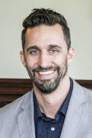 Kris Otten's Instagram, Twitter & Facebook