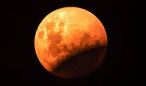 The total lunar eclipse will be visible from certain parts of the world including numerous us states a total lunar eclipse doesn't mean the moon disappears completely but it does mean the moon turns a. Lunar Eclipse 2019 What Time Was The Lunar Eclipse Tonight July Eclipse Time And Date Science News Express Co Uk