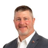 Jennifer Bucknell's Instagram, Twitter & Facebook