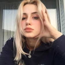 Derrick Maples's Instagram, Twitter & Facebook