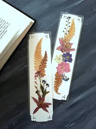 You can find some of the best flower n ferns discounts for save money at online. Ferns And Flowers Set Of 2 Natural Maine Pressed Garden Etsy Flower Bookmark Pressed Flowers Bible Bookmark