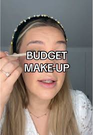 Budget Make-Up Tips from Belgian MUA Emily Fransen