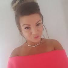 Amy Cranmer's Instagram, Twitter & Facebook