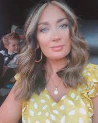 Hailey Floyd's Instagram, Twitter & Facebook