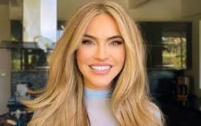 House of gucci trailer reveals first footage. Chrishell Stause Shuts Down Misogynist Remark About Her New 3 3 Million House