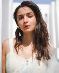 ALISSA GIVE ANOTHER 👀👀👀LOOK