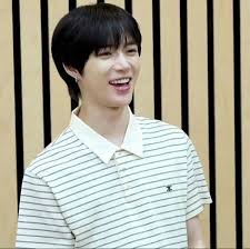 Txt Plays Charades With Liam Mcewan Txt Love Of My Life Challenges