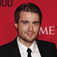 Robyn Meredith Agent