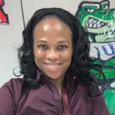 Kennethia Williams's Instagram, Twitter & Facebook