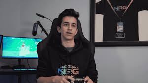 He isn't the best fortnite player, but he does do memes a lot. Top 10 Fortnite Players In The World All Time