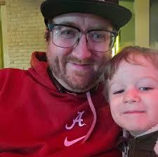 Kermit Hayes's Instagram, Twitter & Facebook