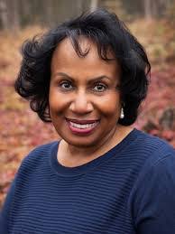 Patricia Ray's Instagram, Twitter & Facebook