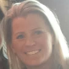 Sara Evert's Instagram, Twitter & Facebook