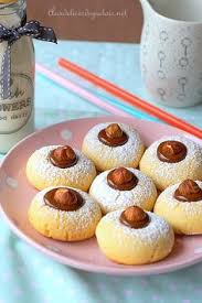 Un gateau de toute facilité et de toute simplicité et surtout un gateau sec economique que vous pouvez réaliser facilement car les ingrédients sont. 18 Idees De Ghribia Recette Gateau Gateaux Et Desserts Gateau Sec