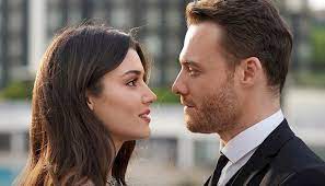 قلدت لبس الممثلة التركية هاندا ارتشل في مسلسل أنت أطرق بابي لمدة اسبوع ! Ù‚Øµ Ø© Ø­Ø¨ Ù‡Ø§Ù†Ø¯Ø§ Ø£Ø±ØªØ´ÙŠÙ„ ÙˆÙƒØ±Ù… Ø¨ÙˆØ±Ø³ÙŠÙ† Ø¨Ø¹Ø¯ Ù†Ù‡Ø§ÙŠØ© Ø£Ù†Øª Ø§Ø·Ø±Ù‚ Ø¨Ø§Ø¨ÙŠ Ø§Ù„Ù†Ù‡Ø§Ø±
