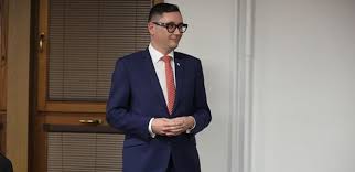 • vystudovala hospodářskou politiku na masarykově univerzitě v brně, kde po získání doktorátu také. Dojaty Ovcacek Dostal Dekovny Dopis Od Orbana Parlamentnilisty Cz Politika Ze Vsech Stran