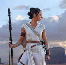 Dec 22, 2015 · rey: Star Wars Daisy Ridley Talks Rey S Rise Of Skywalker Ending